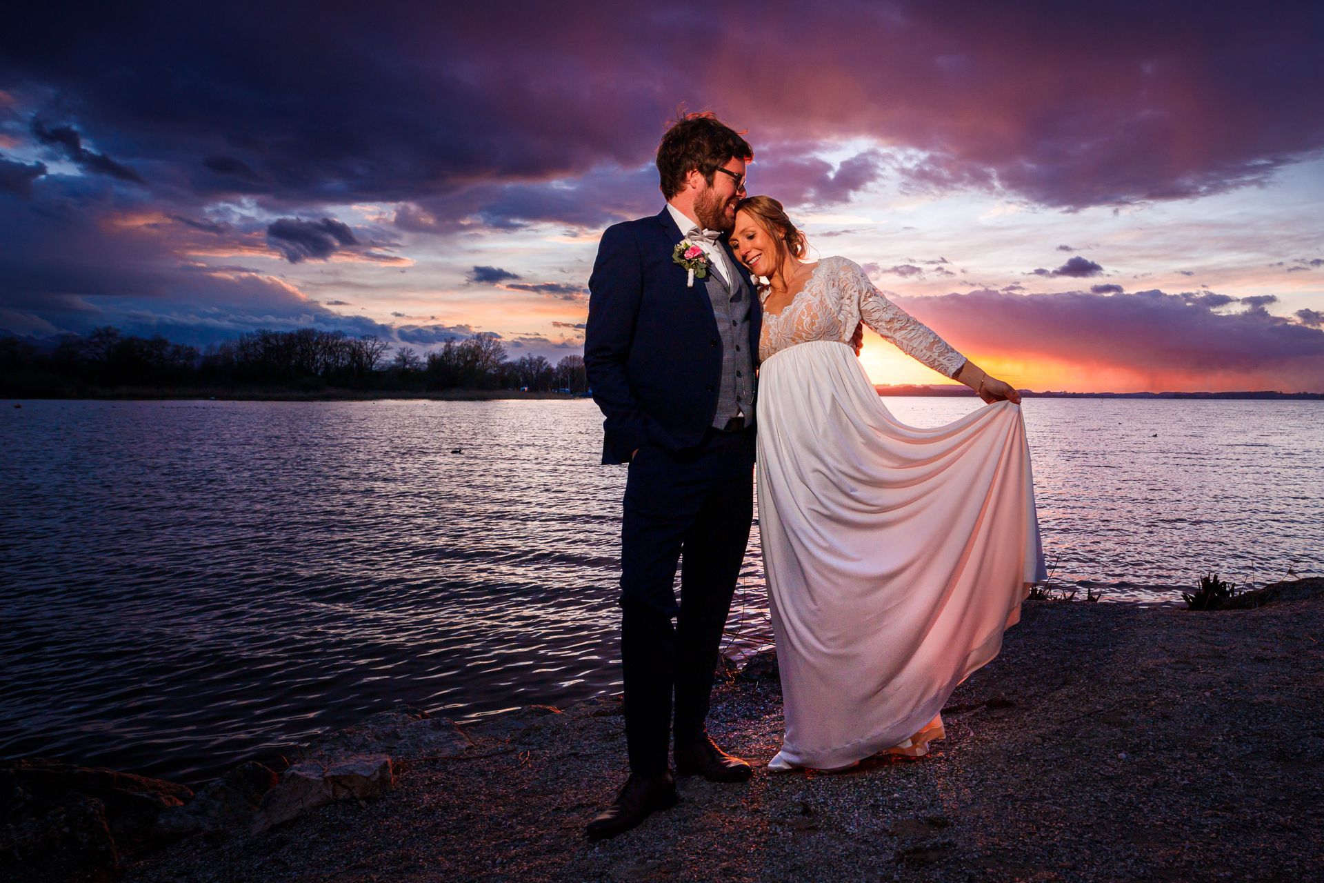 brautpaar sonnenuntergang chiemsee