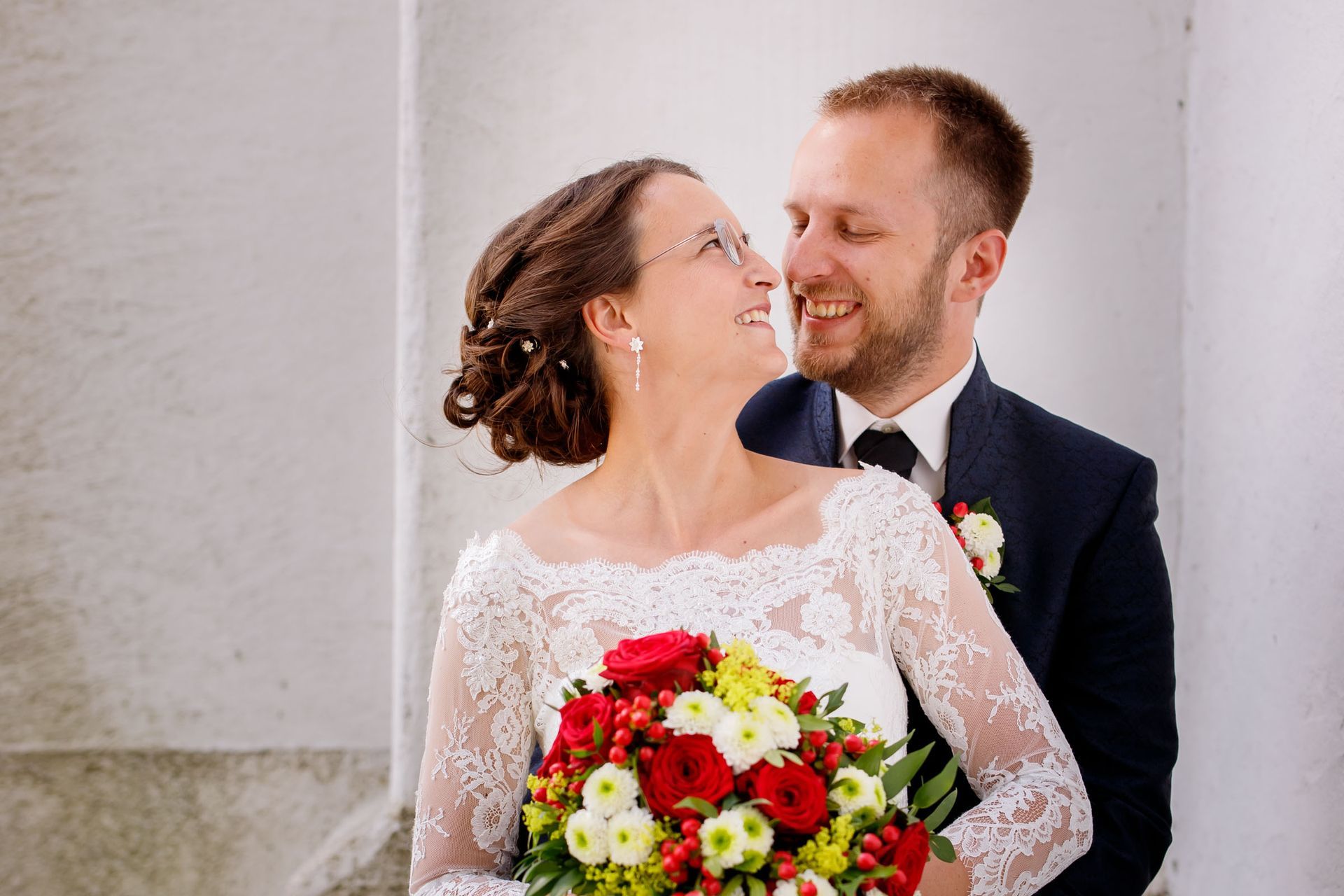 brautpaar portrait kirche nussdorf