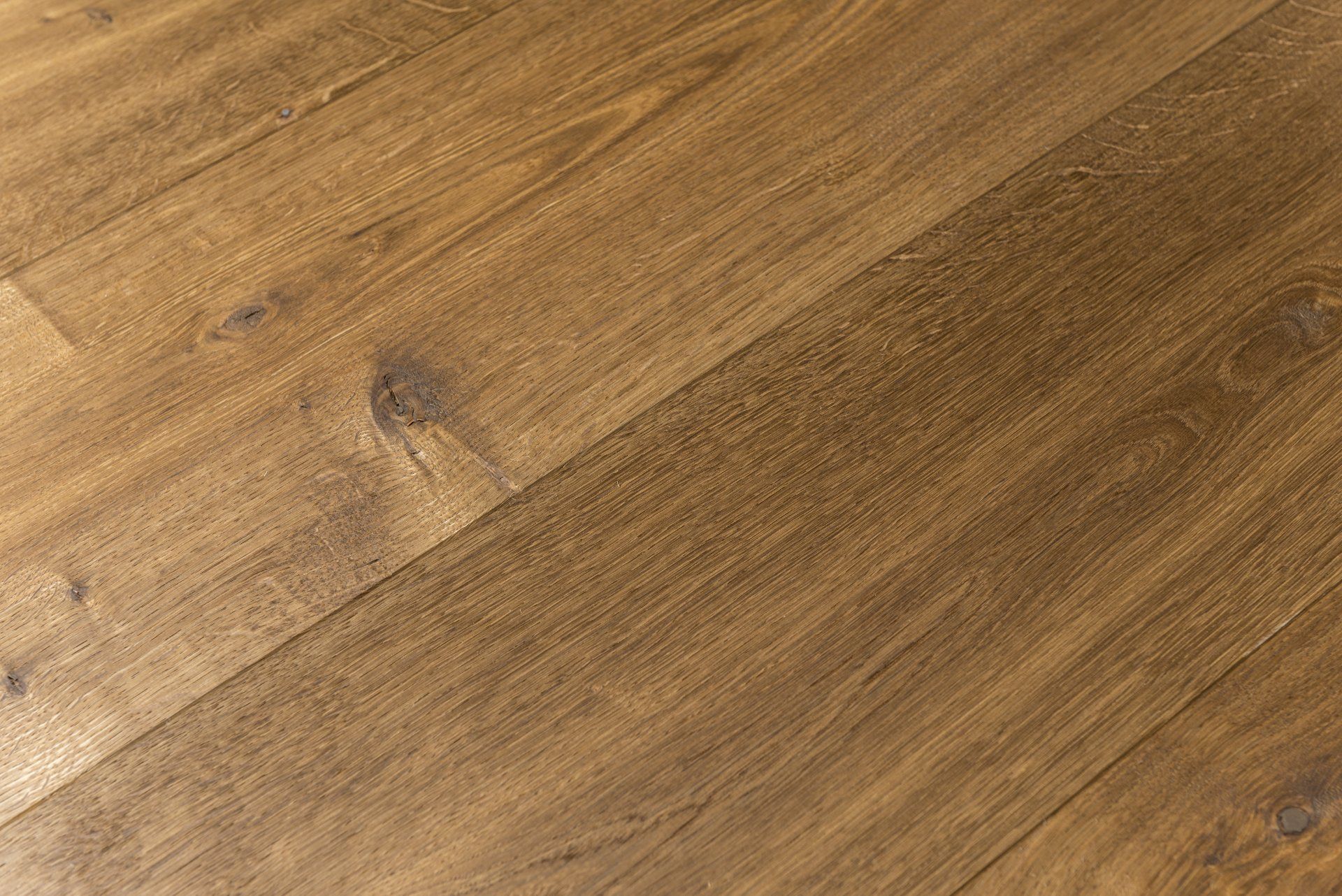 Eiche Holzdielen zweimal geräuchert