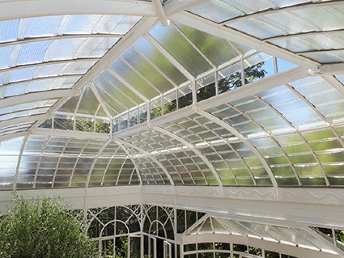 interieur-dome-serre-ancienne.jpg