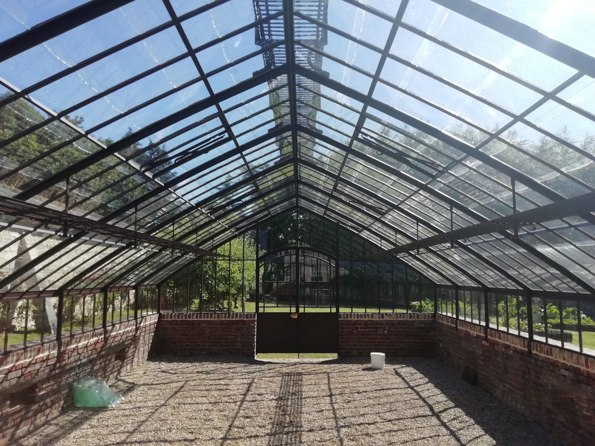 serre ancienne - intérieur de la serre du Taillis