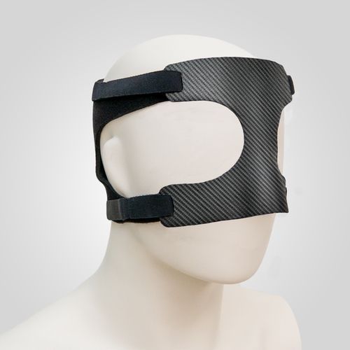 Mascara facial deportiva