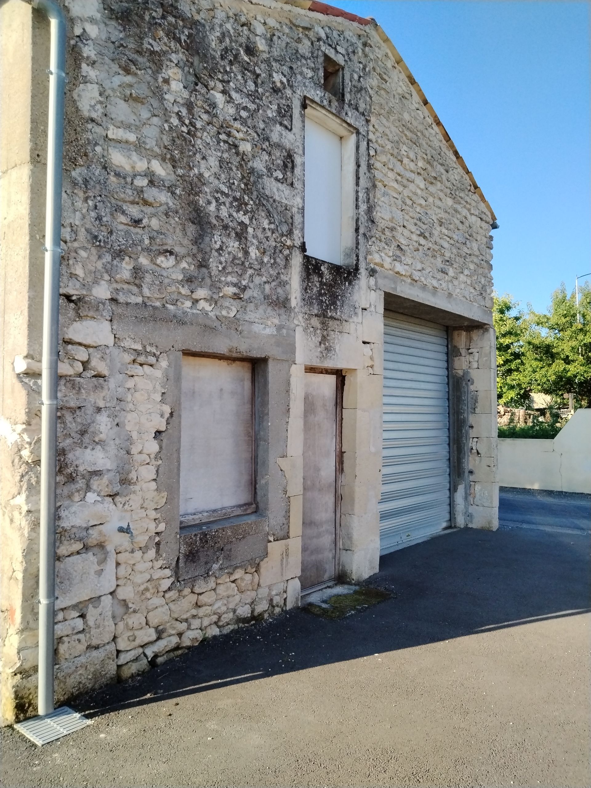 vieille bâtisse avant travaux