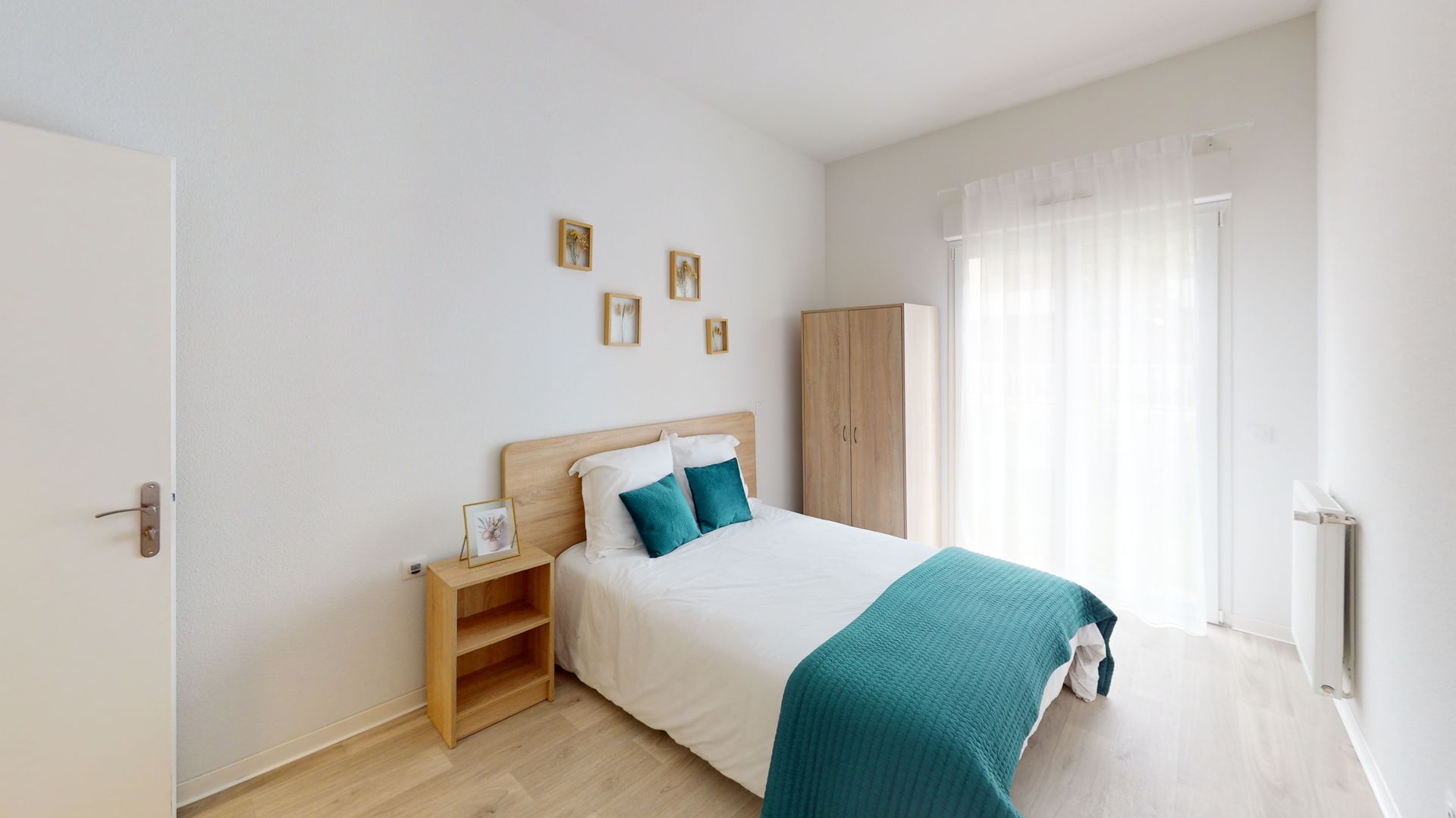 Visite virtuelle chambre résidence sénior rassurante - 2 Reality