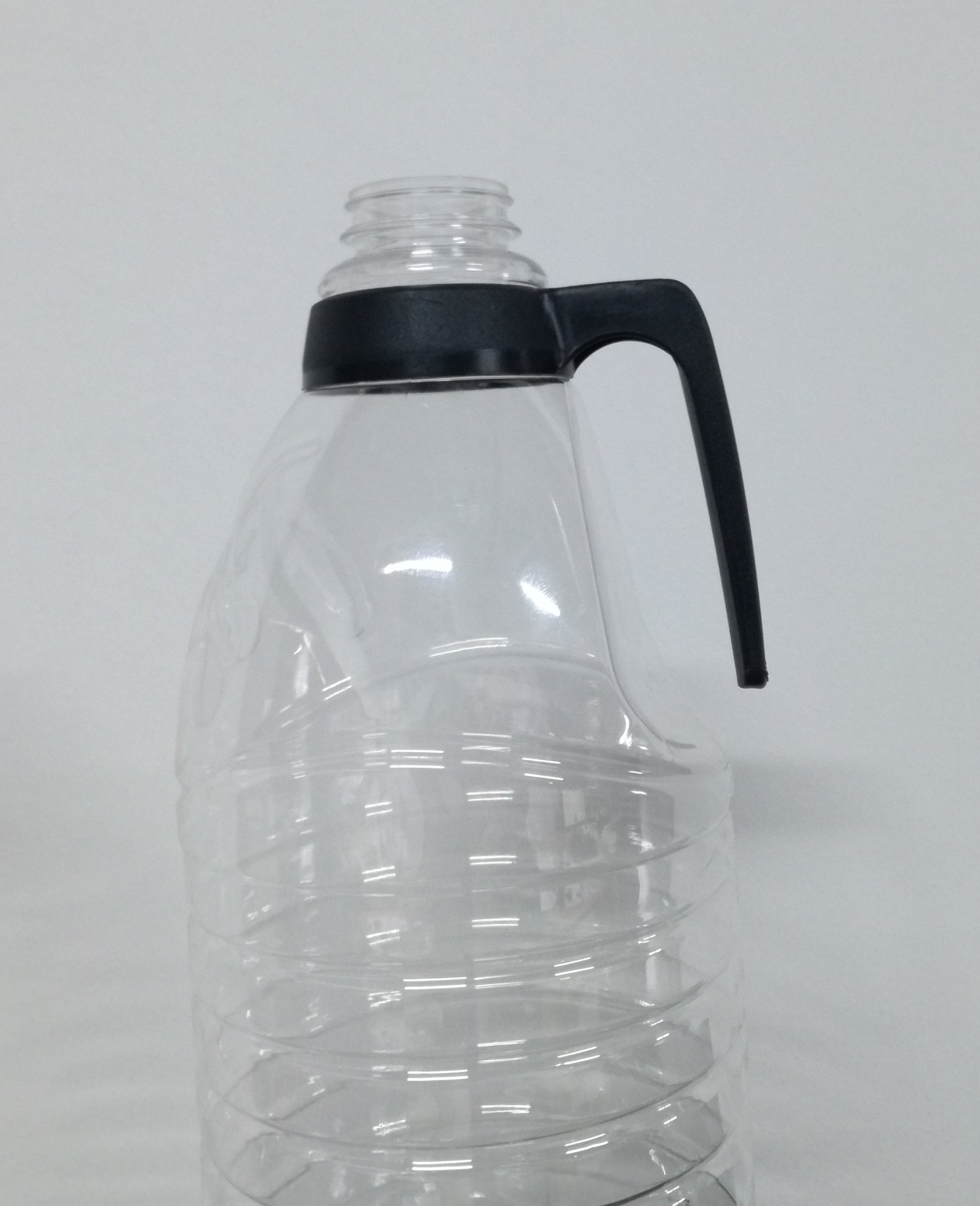 Umbrella-type handle and PET bottle Semi-automatic umbrella handle applicator- OBTINDU