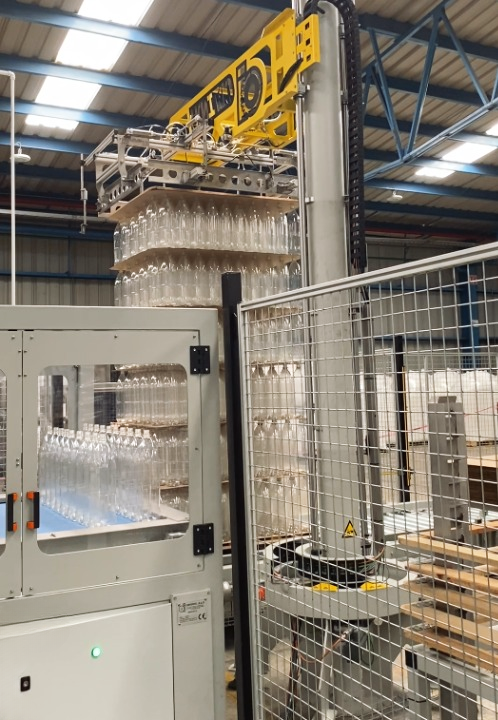 Sistema paletizado botellas Pet vacías OBTINDU Sistema paletizado botellas Pet vacías OBTINDU