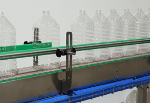 Convoyeur à bouteilles articulé OBTINDU Convoyeur à bouteilles articulé OBTINDU