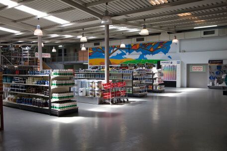 Wide range of colors and accessories