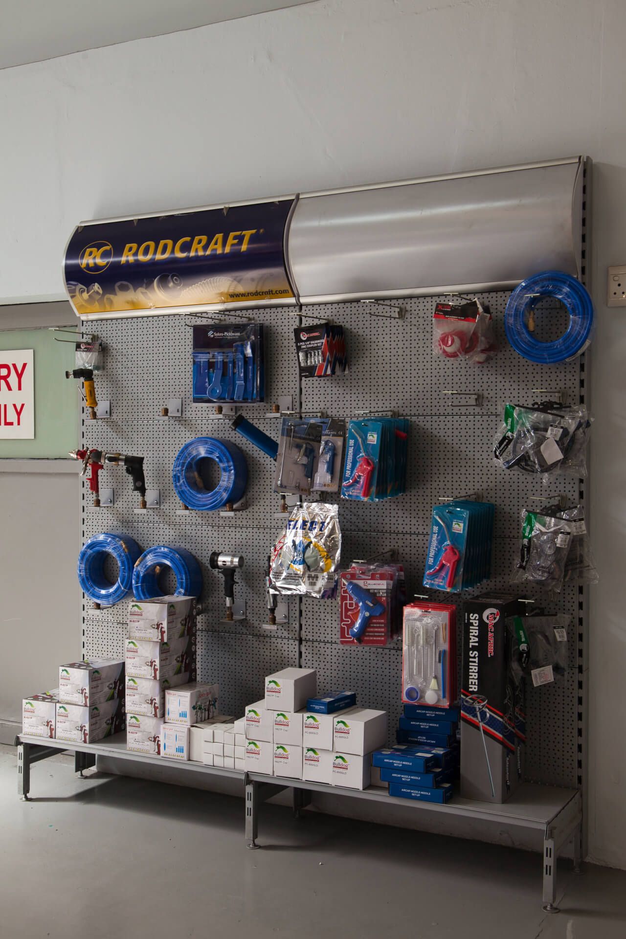 Compressor and spray accessories