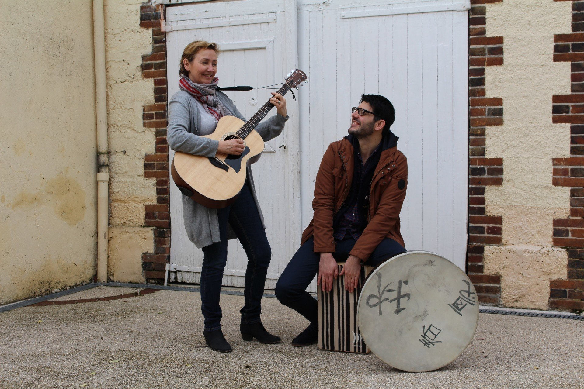 Groupe Accroche (correction à leur vidéo) Spectacle pour les jeunes Accrochez-vous