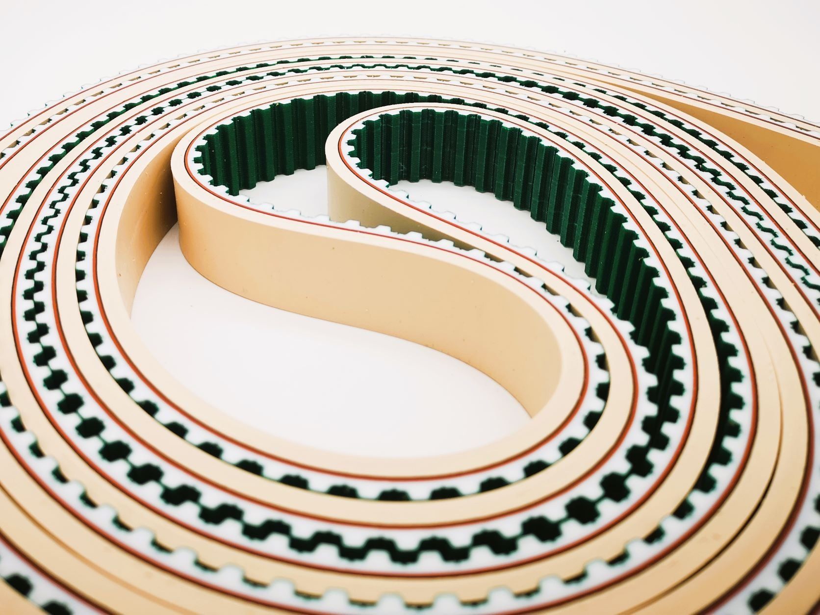 PU Zahriemen mit PAZ (PA Gewebe zahnseitig) und CORREX Beschichtung