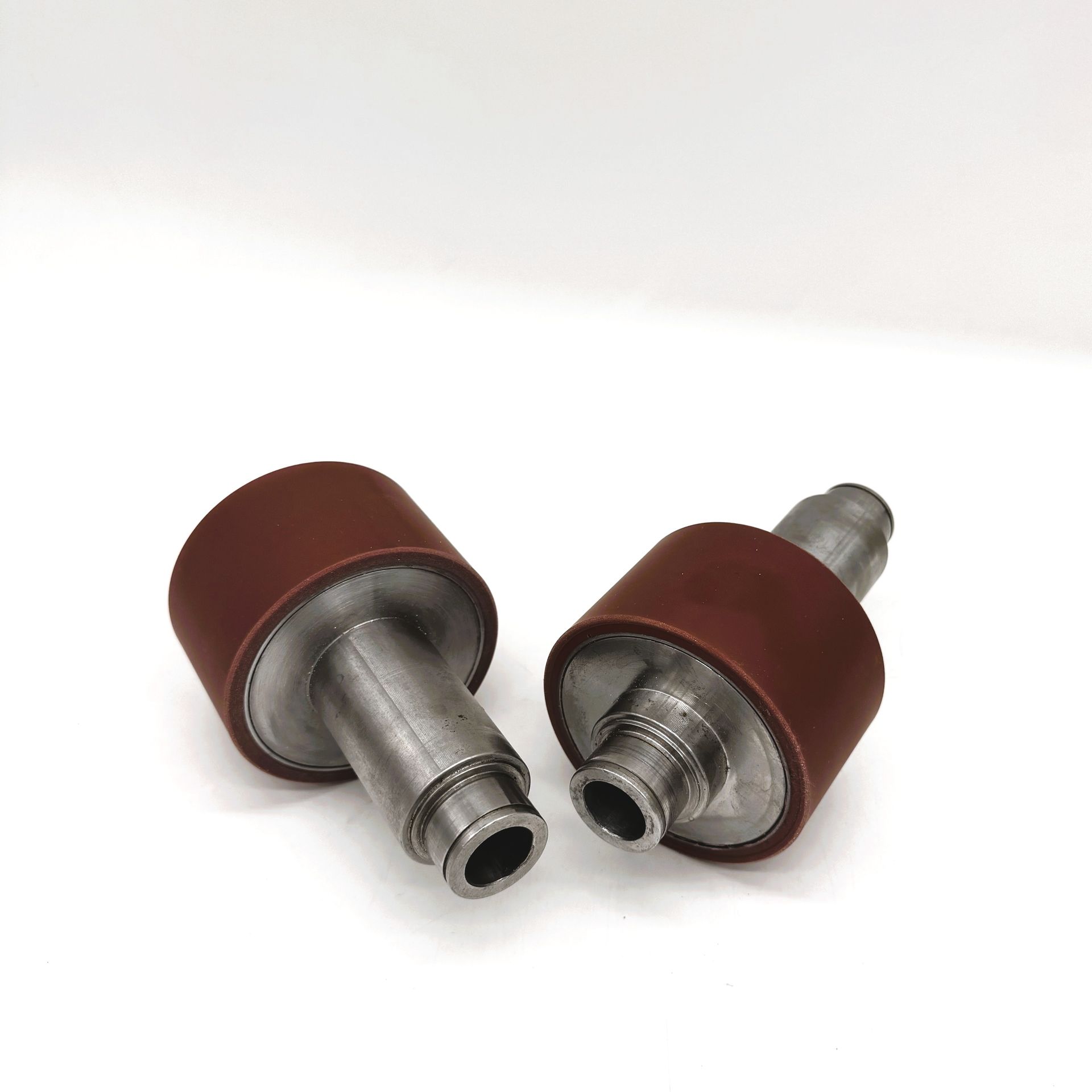 Rollen einer Blechprofiliermaschine mit erneuerter PU Beschichtung