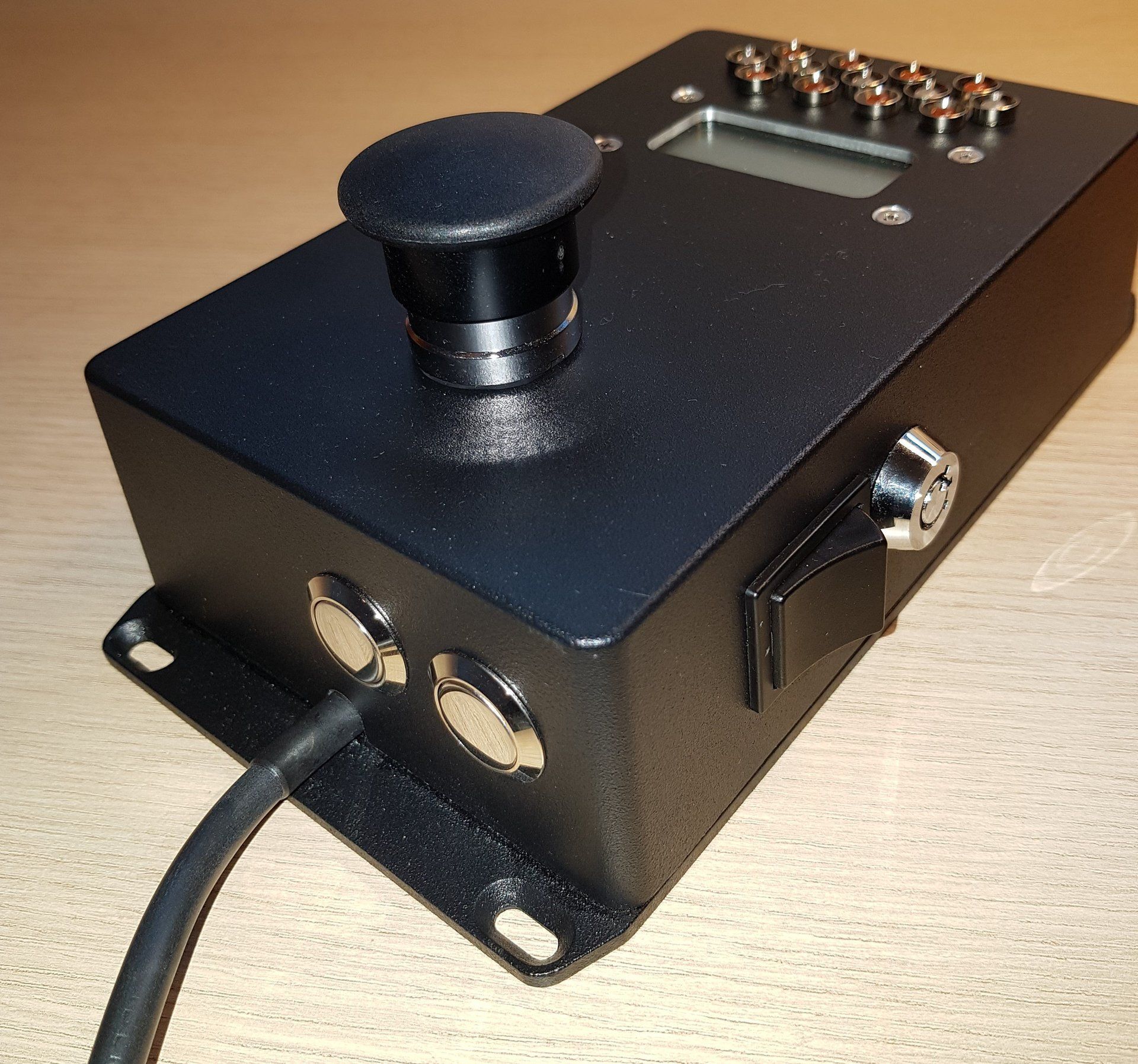 ajuste tiempo / modo trabajo por pulsadores metálicos Temporizador avisador