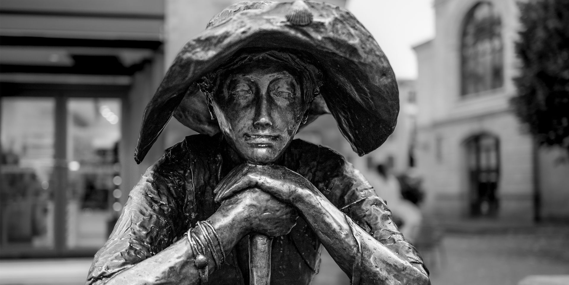 Statue de la Pélerine au Puy en Velay.
Photographe Art, Patrimoine et architecture - Lyon - Saint-Etienne - le Puy en Velay.
Ici : Statue de la Pélerine au Puy en Velay