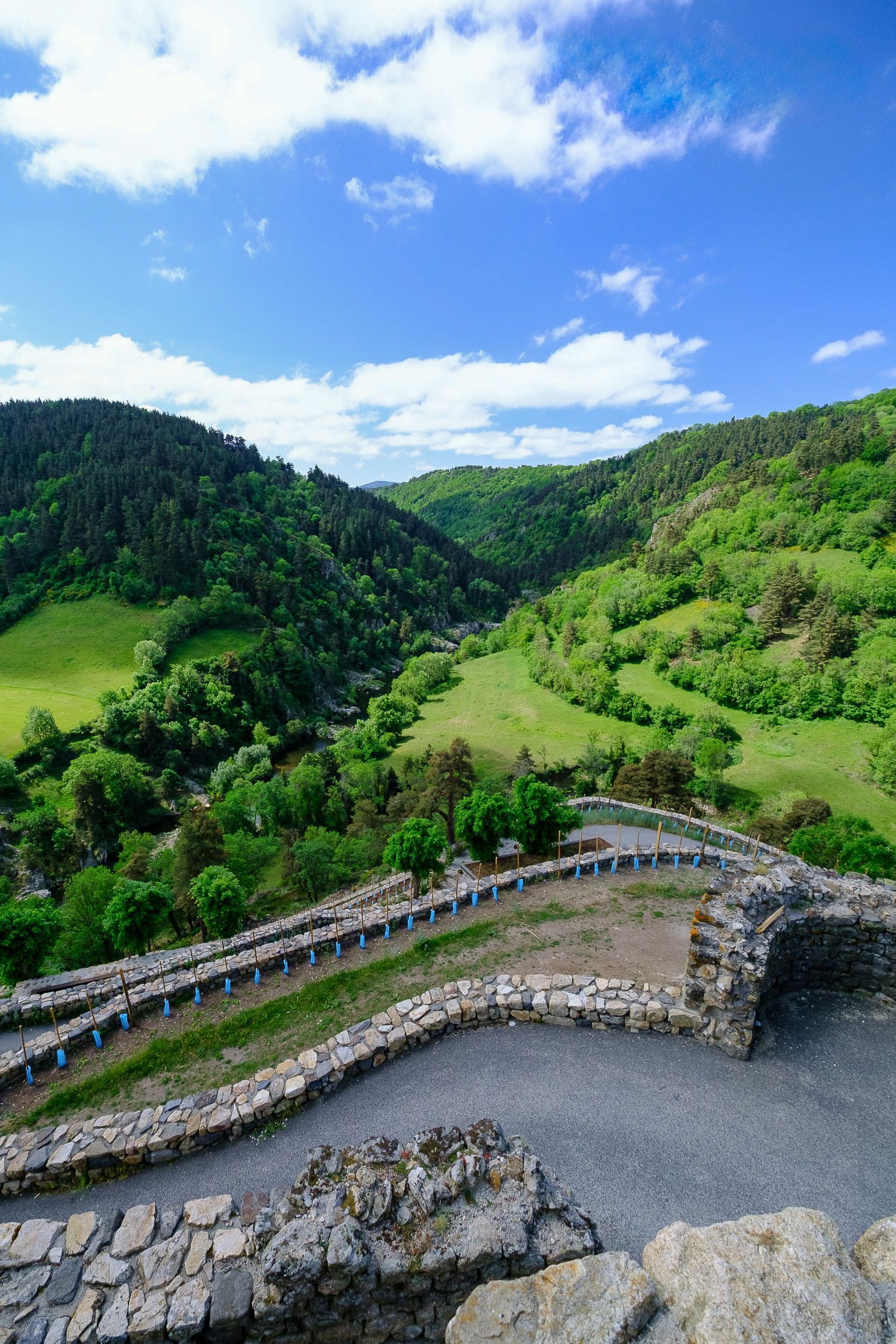Château de Beaufort à Goudet. Photographe patrimoine, architecture, paysages en Haute Loire.
