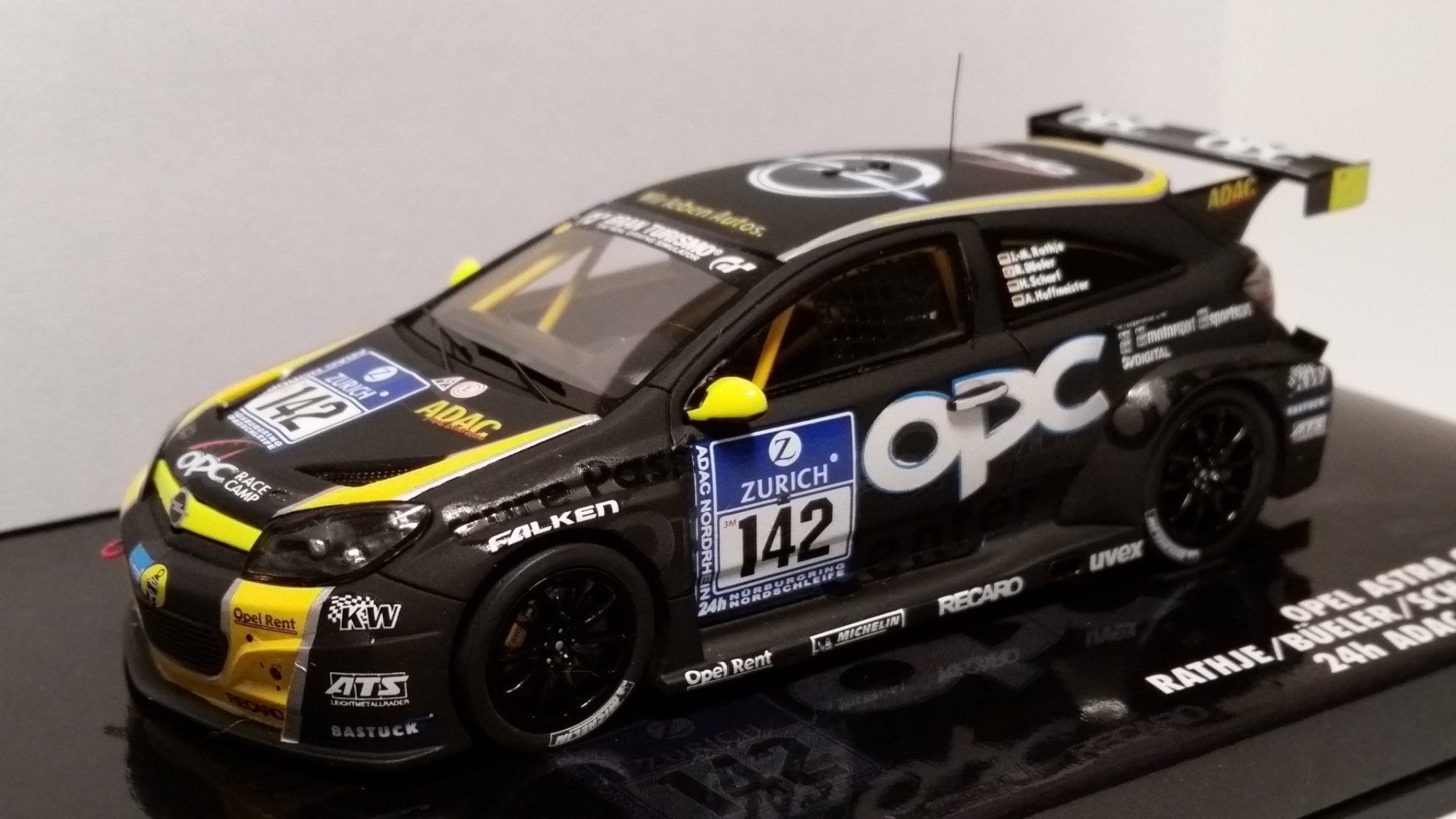 BTCC 1997, #8 John Cleland, Vauxhall Vectra, Team Vauxhall Sport, Onyx XT082