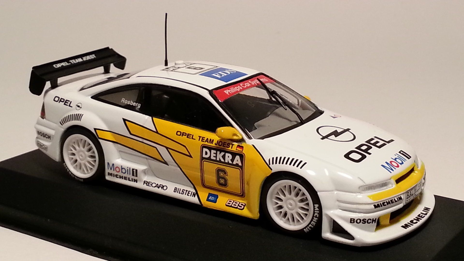 BTCC 1997, #8 John Cleland, Vauxhall Vectra, Team Vauxhall Sport, Onyx XT082