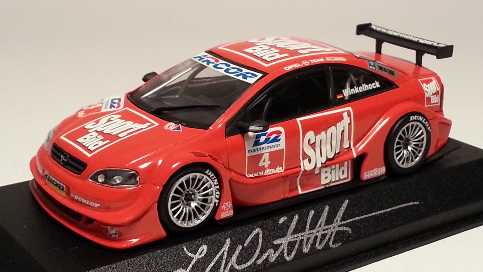 BTCC 1997, #8 John Cleland, Vauxhall Vectra, Team Vauxhall Sport, Onyx XT082