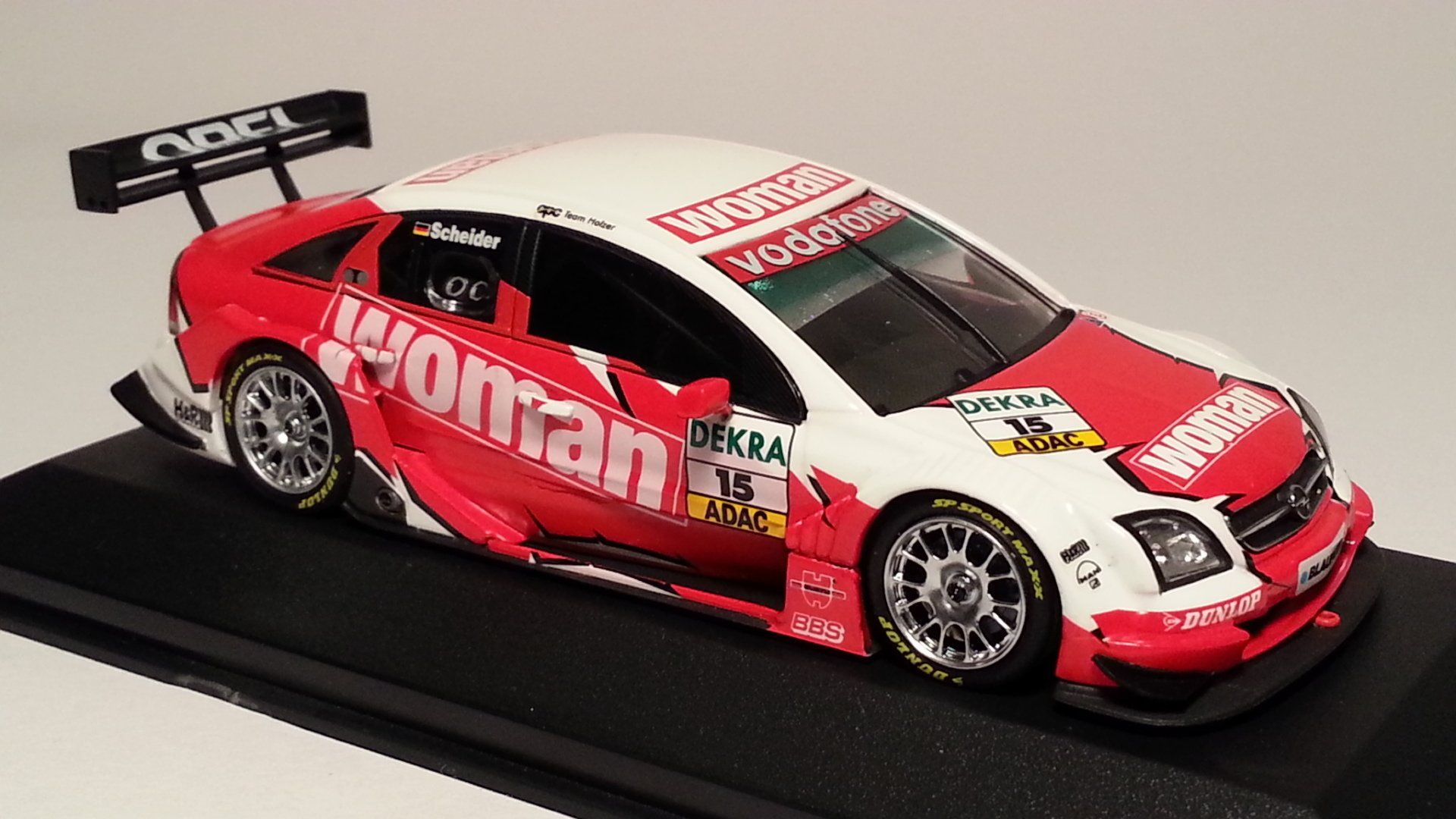 BTCC 1997, #8 John Cleland, Vauxhall Vectra, Team Vauxhall Sport, Onyx XT082