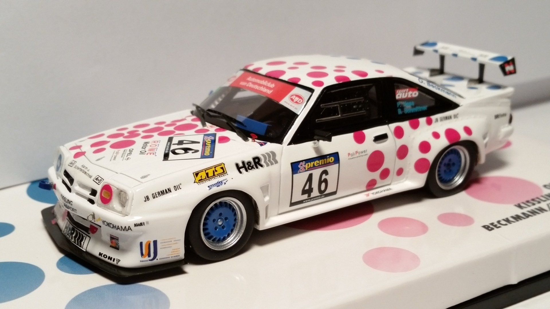 BTCC 1997, #8 John Cleland, Vauxhall Vectra, Team Vauxhall Sport, Onyx XT082