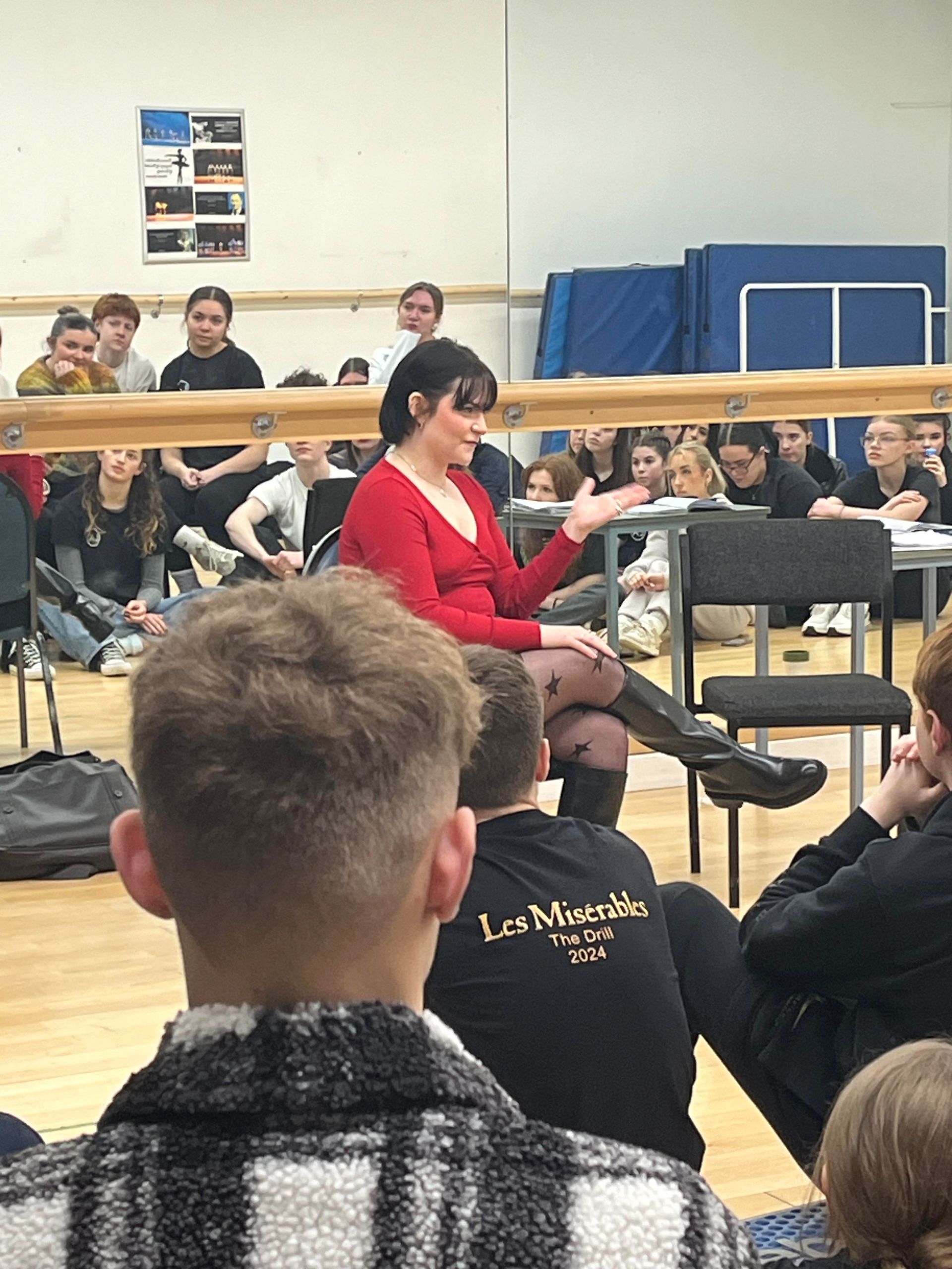 Ex-LATA student and currently understyding the role of Eponine in the West End production, professional actor Rosy Church talks to the cast of Les Misérables (School Edition) at rehearsals.