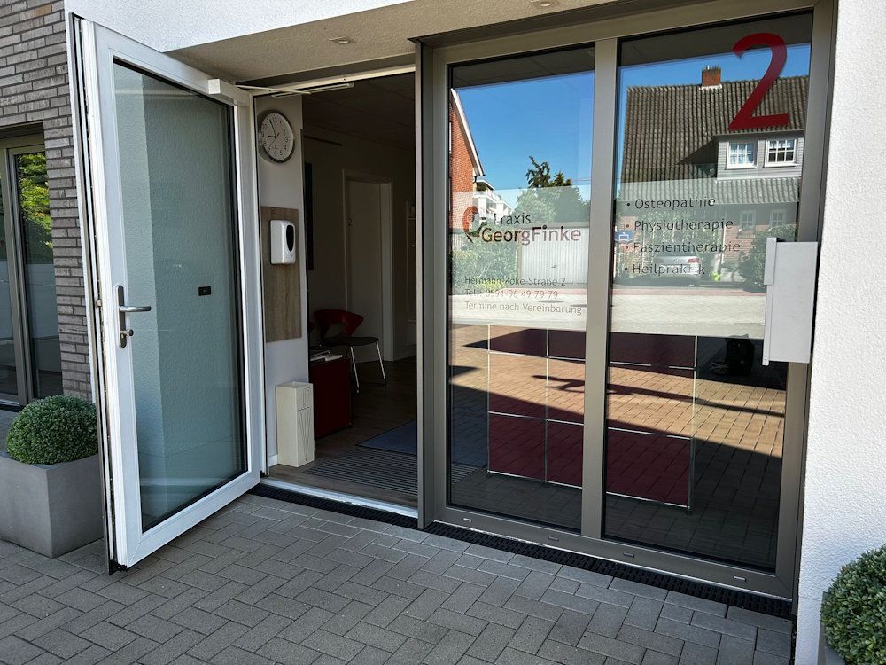 Praxis Georg Finke Eingangstür