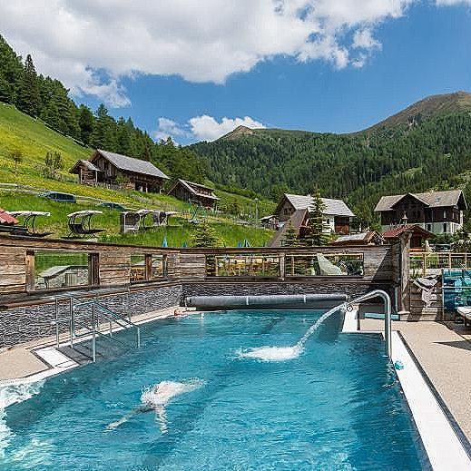 Consultare Unternehmensberatung und Hotel Consulting - Umsetzung Consultare Stresstest und Pathfinder Projekt, Finanzplanung