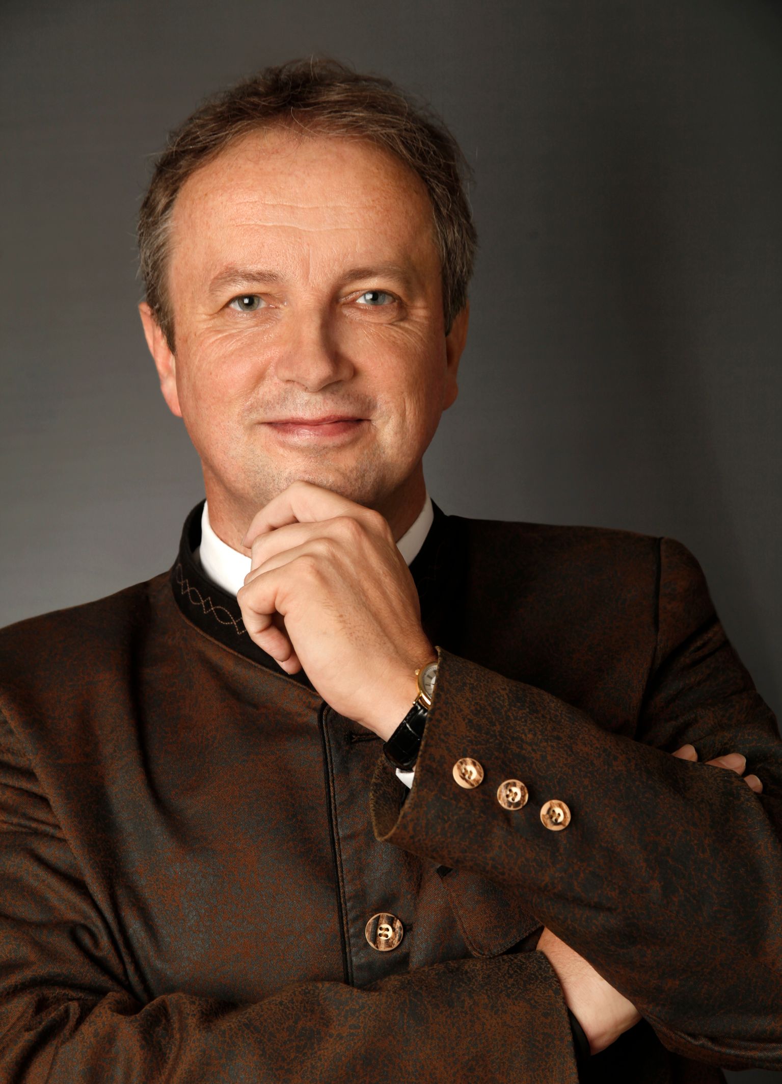 Unternehmensstabilisierung und Restrukturierung von Hotelbetrieben Christian Marchel consultare.at_Unternehmensstabilisierung und Restrukturierung von Hotelbetrieben - wirtschaftliche Stabilität und Optimierung der Finanzstruktur