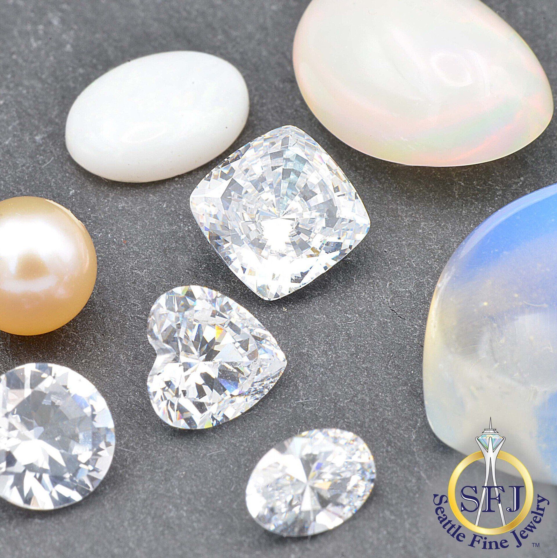 Loose gems gemstones diamond opal pearl moonstone white sapphire 