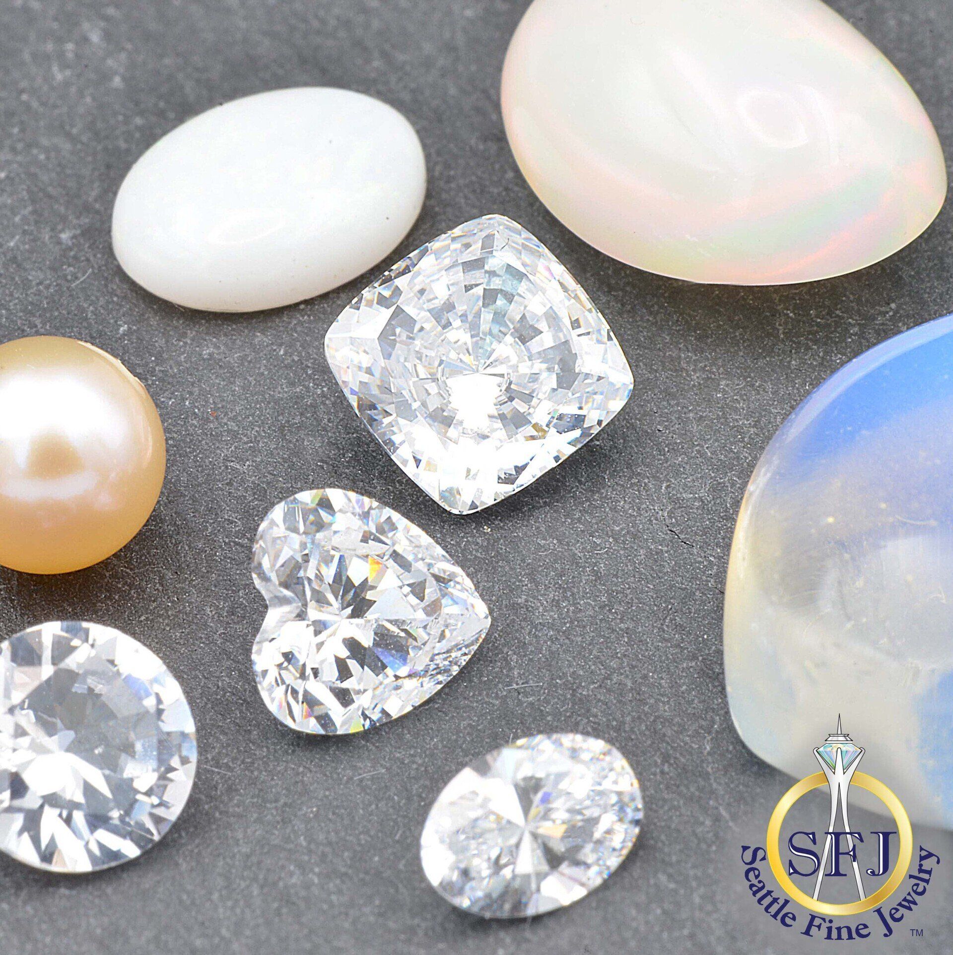 Loose gems gemstones diamond opal pearl moonstone white sapphire