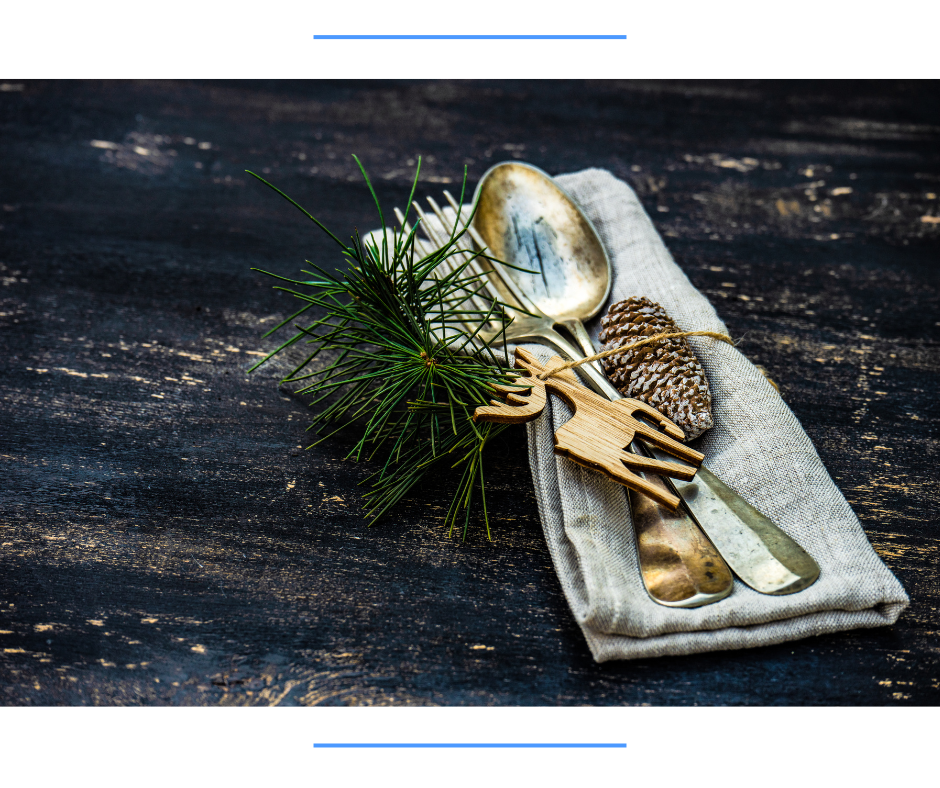 How to create gorgeous Christmas napkin folding designs How to create gorgeous Christmas napkin folding designs