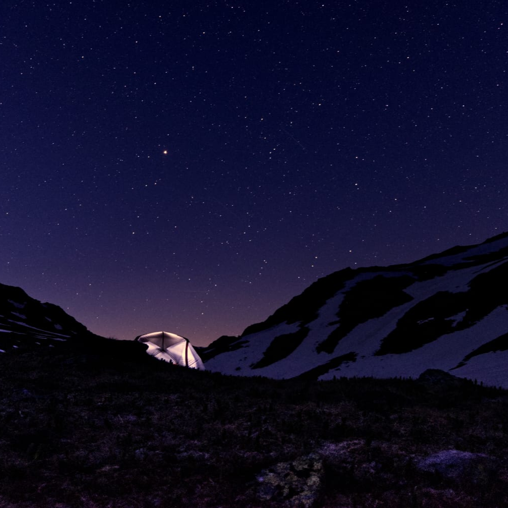 Ein Zelt unterm Sternenezelt, Yanick Musch, 2020 Sternenzelt - wörtlich genommen...