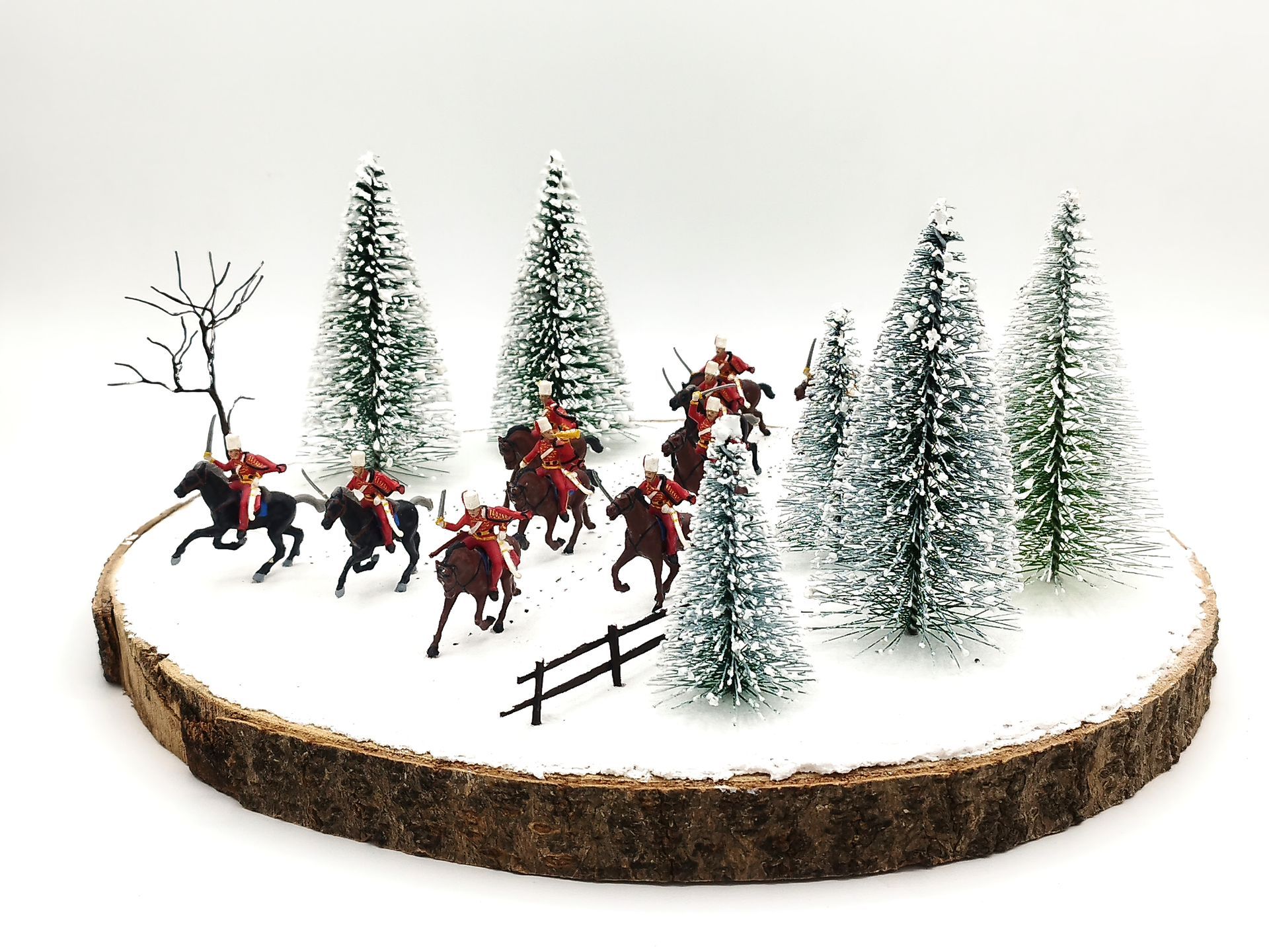 Die Winterlandschaft mit der heranstürmenden Reitertruppe... - ein Diorama von Michael „Mike“ Kaus, 2024 Die Winterlandschaft mit der heranstürmenden Reitertruppe... - ein Diorama von Michael „Mike“ Kaus, 2024