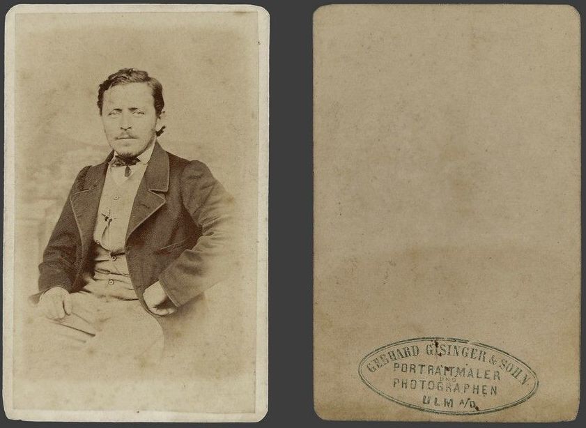 Portrait von Gisinger & Sohn, Ulm Bildseite und Fotorevers Portrait von Gisinger & Sohn, Ulm
Bildseite und Fotorevers