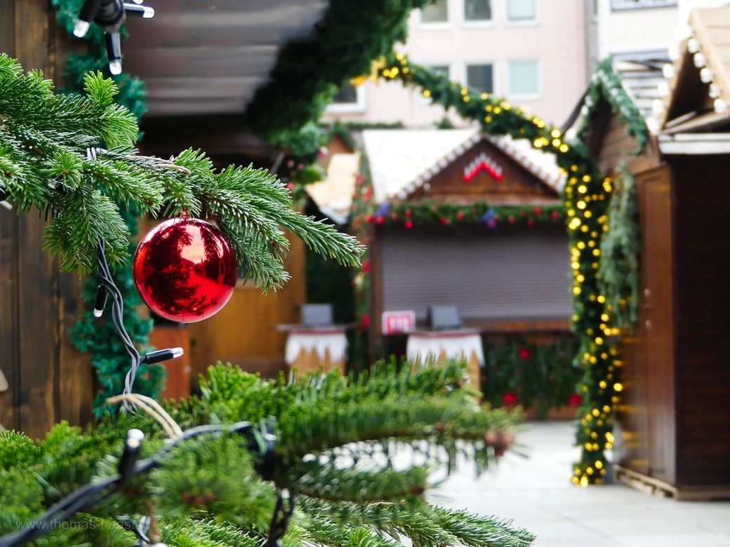 „Entweihnachtung“ - der Ulmer Weihnachtsmarkt wartet auf den Abbau, Dezember 2023