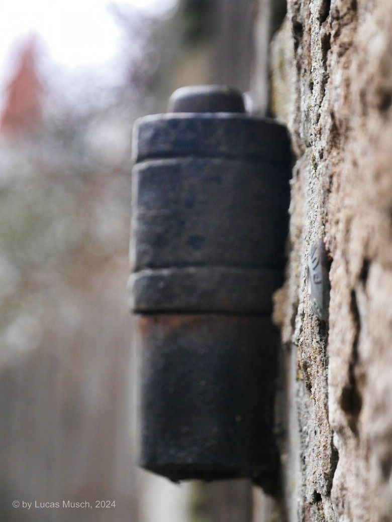 Die Schärfe liegt auf dem Mauerwerk... © by Lucas M. Die Schärfe liegt auf dem Mauerwerk... © by Lucas M.