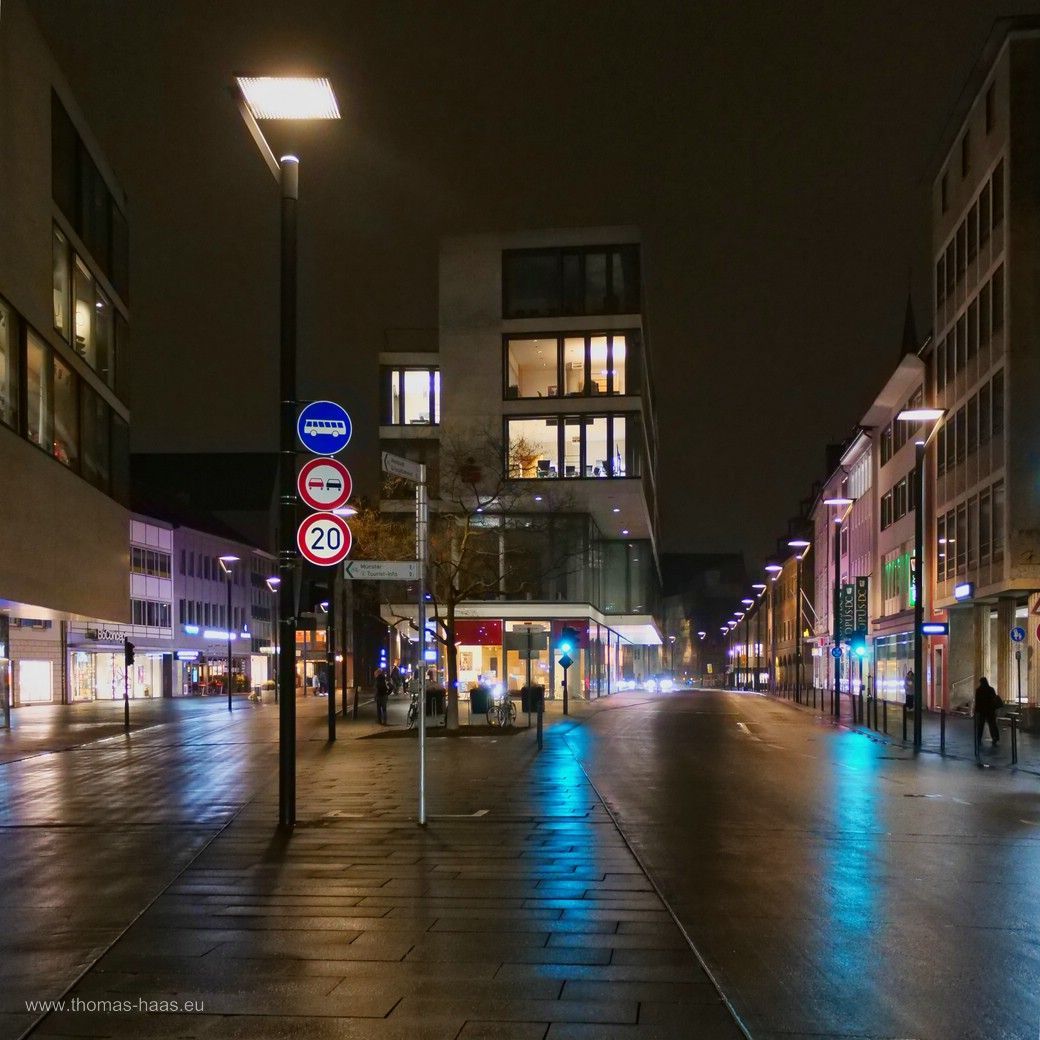 Ulm, Neue Mitte, 15.01.2025 Nachtaufnahme Ulm, Neue Mitte, 15.01.2025
Nachtaufnahme