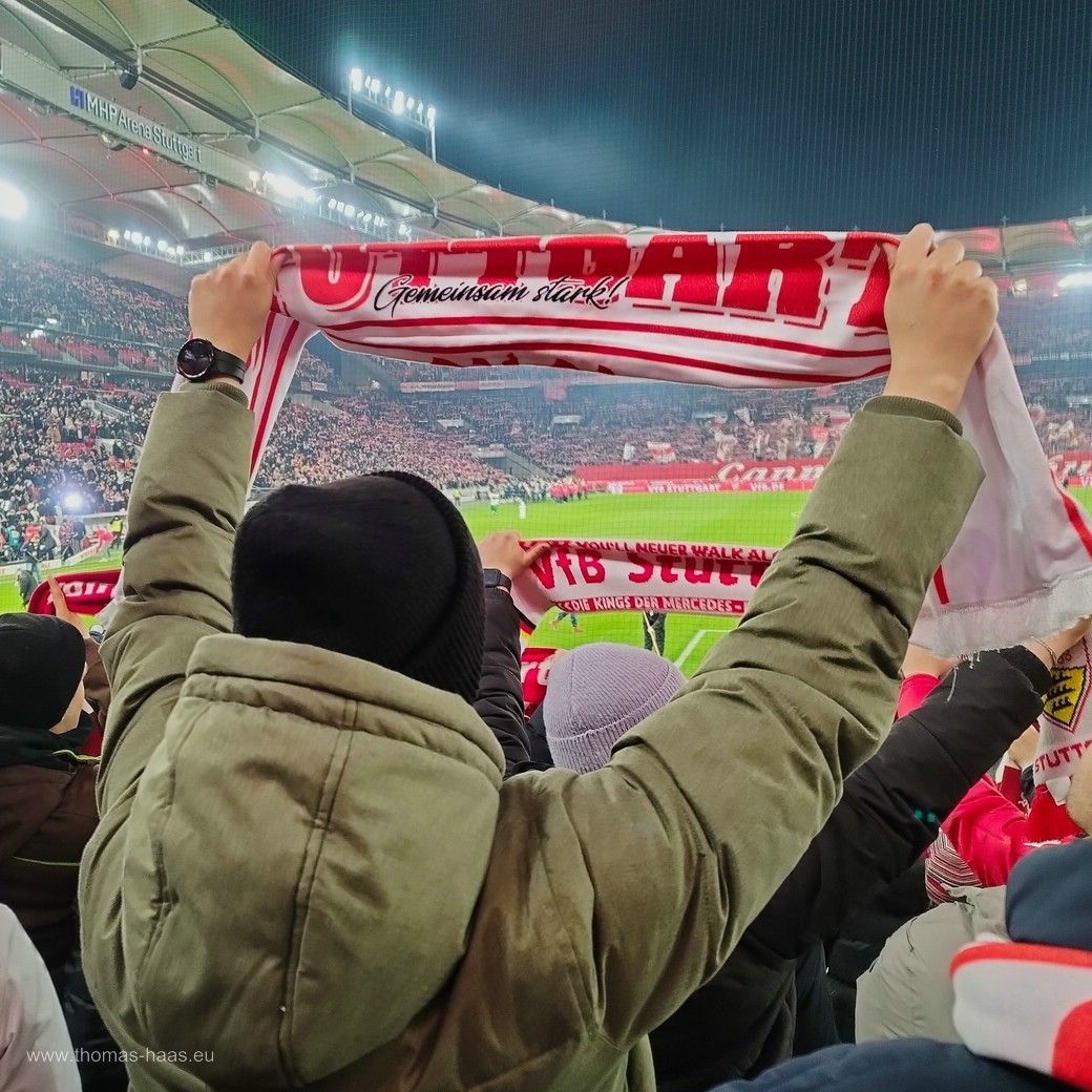 60.000 Menschen in der Arena... 60.000 Menschen in der Arena...