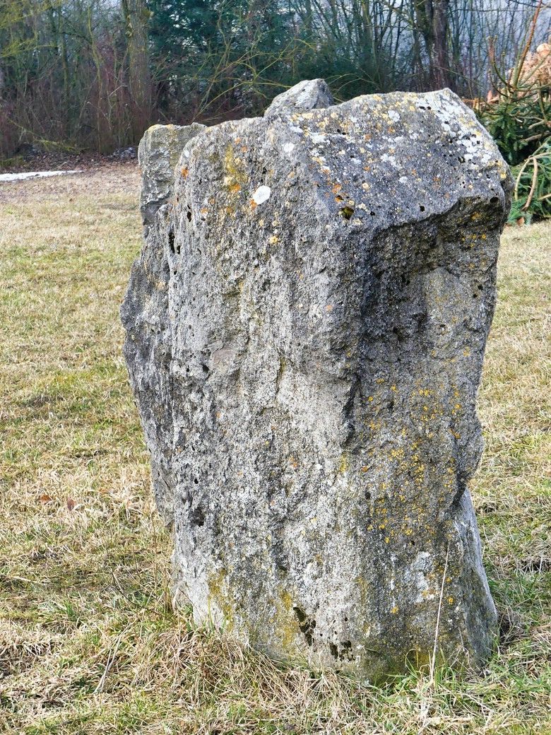 12 Steine bilden den Kreis... 12 Steine bilden den Kreis...