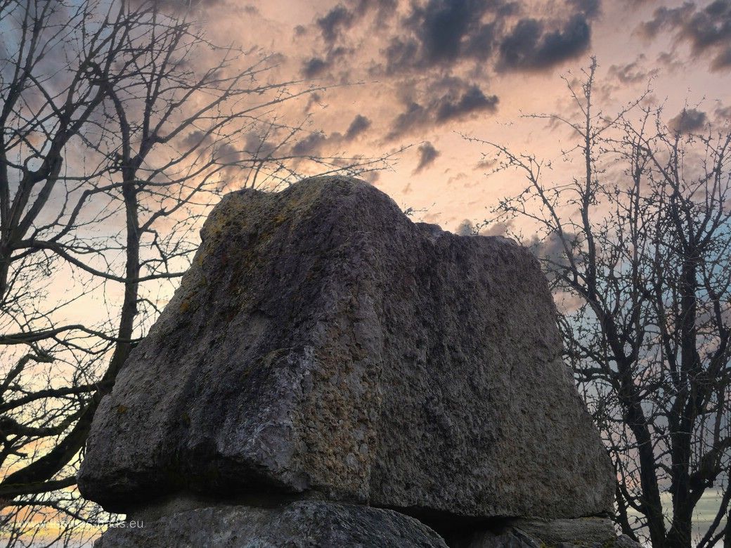 Hier wurde in der Bildbearbeitung nachgeholfen, ein neuer Himmel eingezogen... Hier wurde in der Bildbearbeitung nachgeholfen, ein neuer Himmel eingezogen...