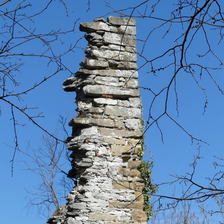 Burgruine Lauterburg, 2021 Burgruine Lauterburg, 2021