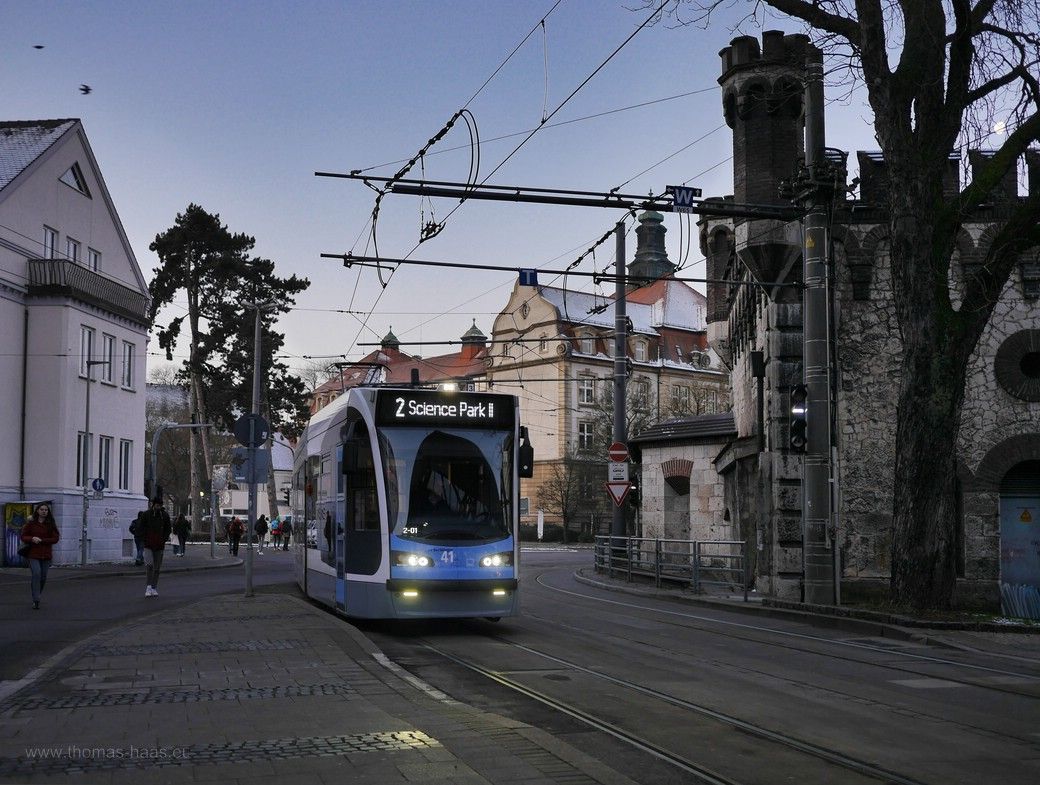 Verkehrsknoten Ehinger Tor, Ulm, 2023 Verkehrsknoten Ehinger Tor, Ulm, 2023