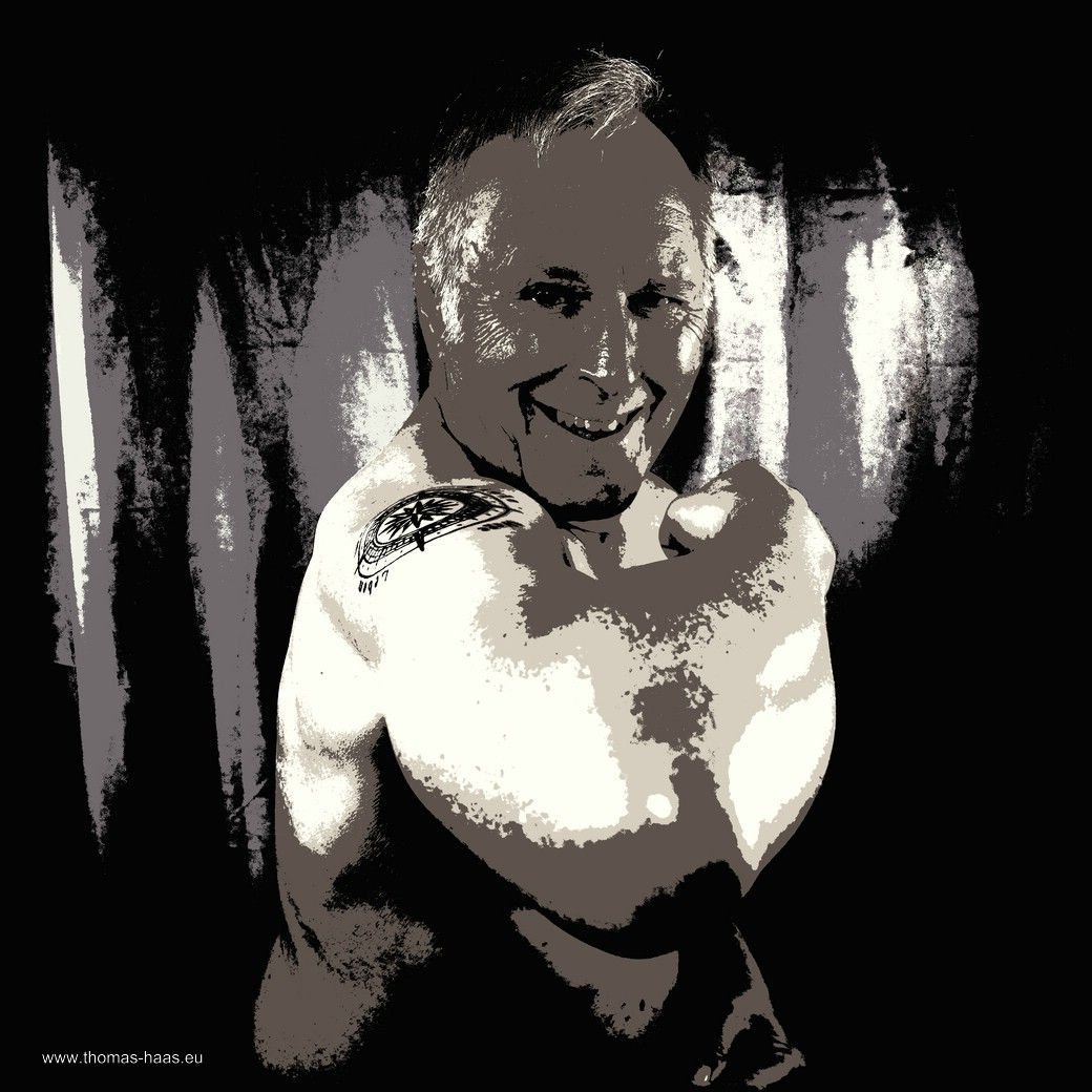 Selbstportrait, verfremdet, farbreduziert, 2025 Selbstportrait, verfremdet, 2025