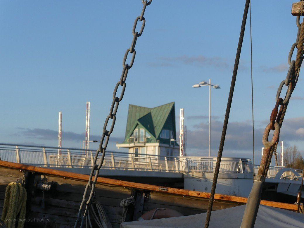 Die Klappbrücke in Kappeln über die Schlei, April 2021 Die Klappbrücke in Kappeln über die Schlei, April 2021