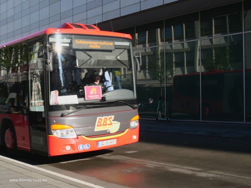 Bewegung: Was für ein Wort: Schienenersatzverkehr... Bewegung: Was für ein Wort: Schienenersatzverkehr...