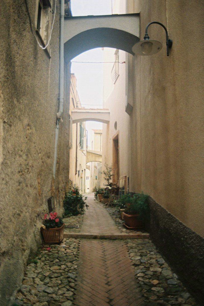 Gasse in Verezzi Gasse in Verezzi