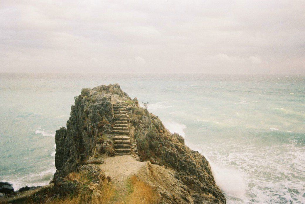 Fels in der Brandung Fels in der Brandung