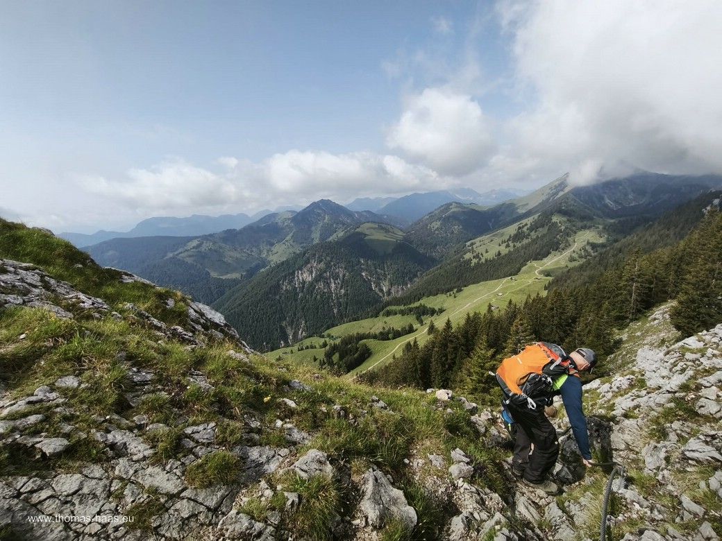 Die letzten Meter Klettersteig... (Brünnstein 2025) Die letzten Meter Klettersteig... (Brünnstein 2025)