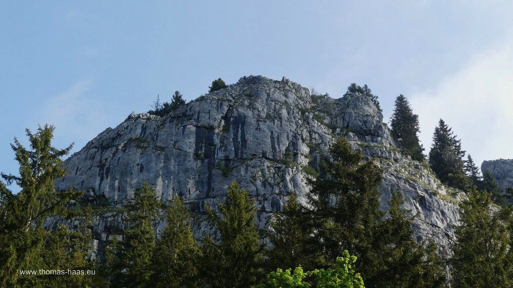 Der Brünnstein vom Brünnsteinhaus aus gesehen, im Morgenlicht, Juni 2025 Der Brünnstein vom Brünnsteinhaus aus gesehen, im Morgenlicht, Juni 2025