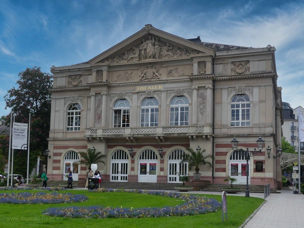 Baden-Baden - Auch das Theater wurde bearbeitet, 2023 Auch das Theater wurde bearbeitet, 2023
